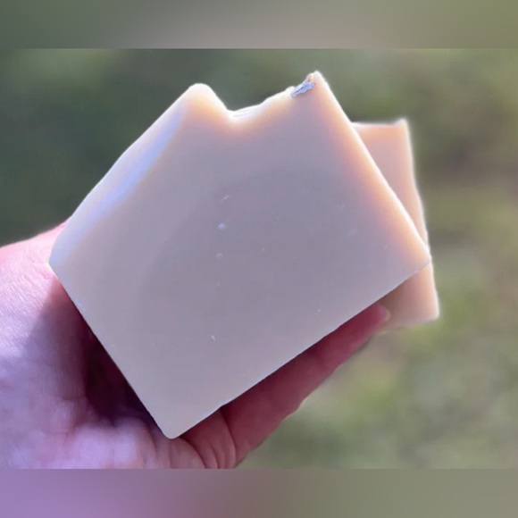Artisan Soap Fresh Goats Milk Unscented - Natural Aroma Handcrafted by me - Picture 3 of 5